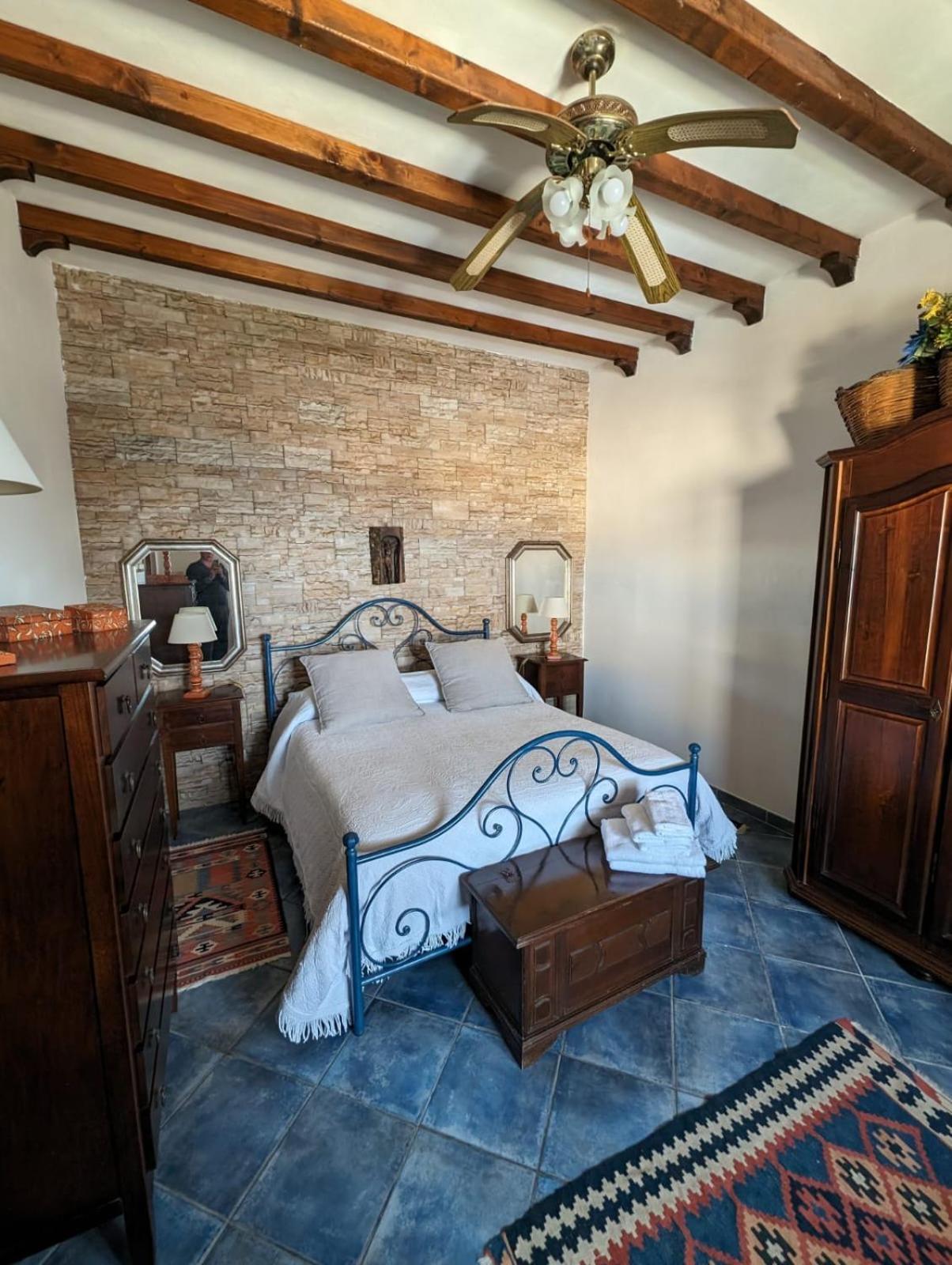 קוסטונאצ'י Villa Baia Di Cornino מראה חיצוני תמונה